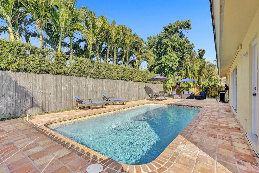 Beautiful 4 Bedrooms/Pool/Walk To Beach Deerfield Beach Eksteriør bilde