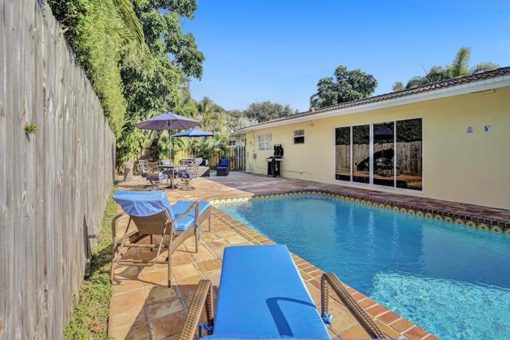 Beautiful 4 Bedrooms/Pool/Walk To Beach Deerfield Beach Eksteriør bilde