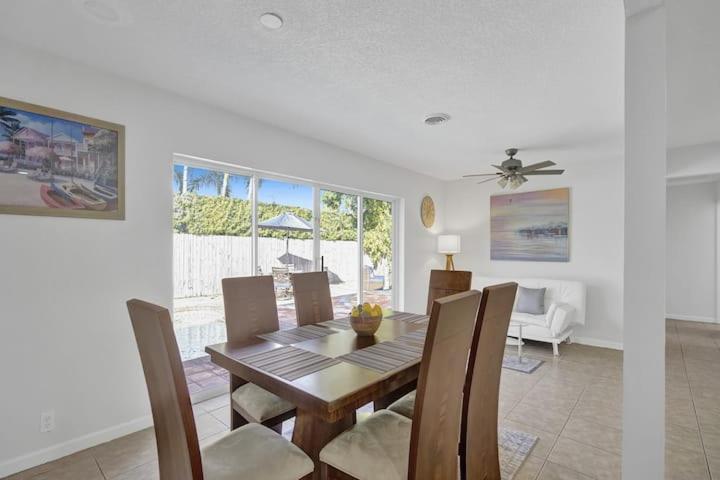 Beautiful 4 Bedrooms/Pool/Walk To Beach Deerfield Beach Eksteriør bilde