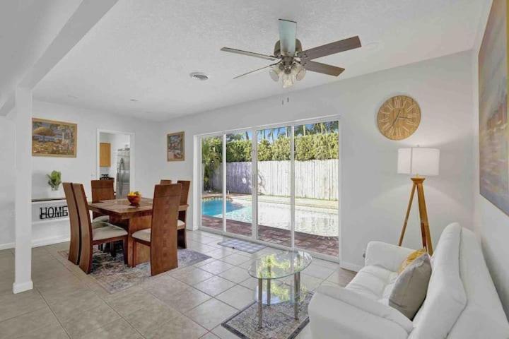Beautiful 4 Bedrooms/Pool/Walk To Beach Deerfield Beach Eksteriør bilde